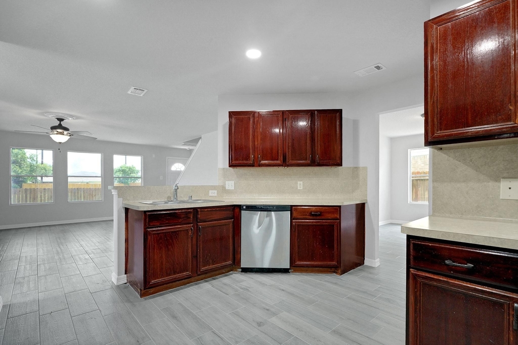 20826 Fox Swift Ct - Photo 4