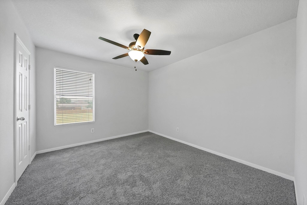 20826 Fox Swift Ct - Photo 10
