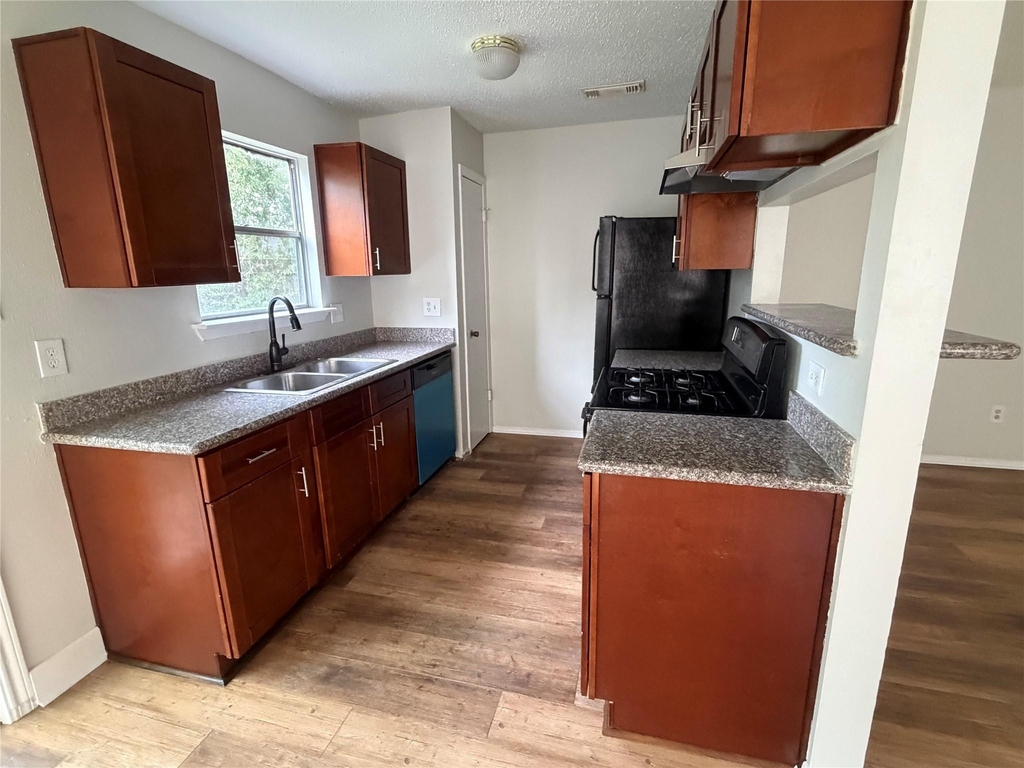 19463 Cypress Cliff Drive - Photo 2