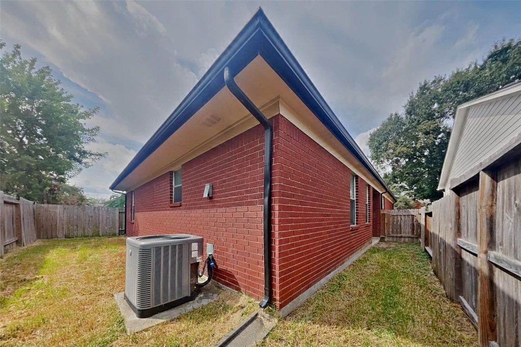 2918 Blue Dawn Drive - Photo 16