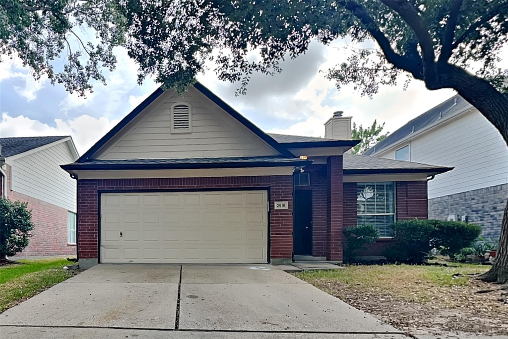 2918 Blue Dawn Drive - Photo 0