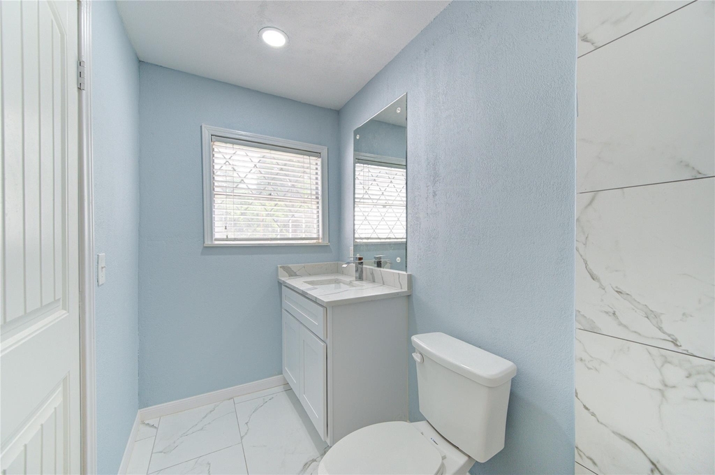 6919 Schiller Street - Photo 23