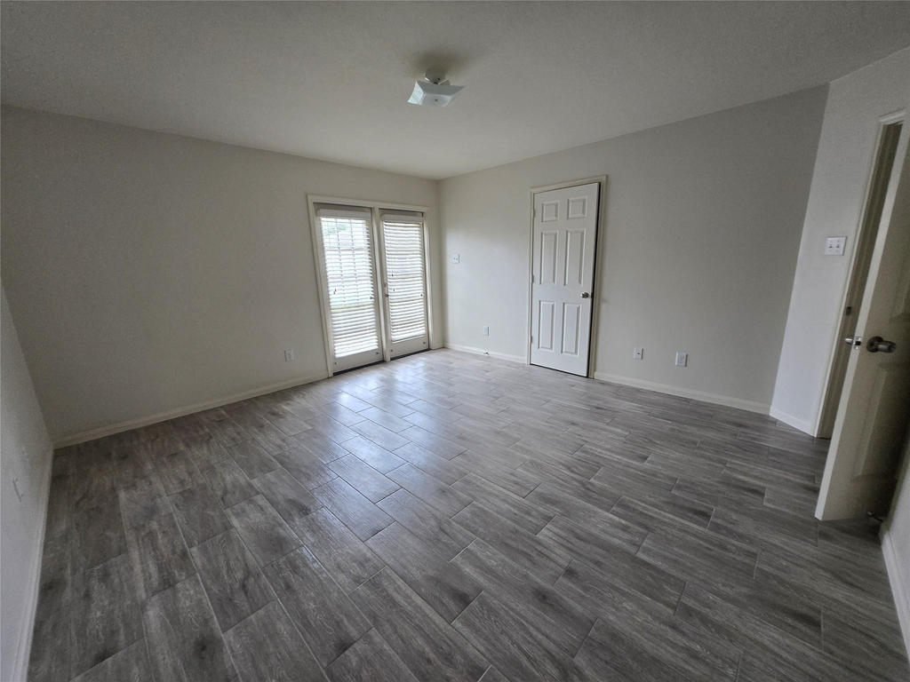 9434 Sapphire Creek Lane - Photo 15