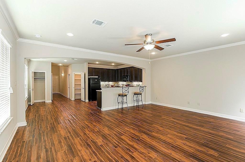 36 Woodland Hills Drive - Photo 2