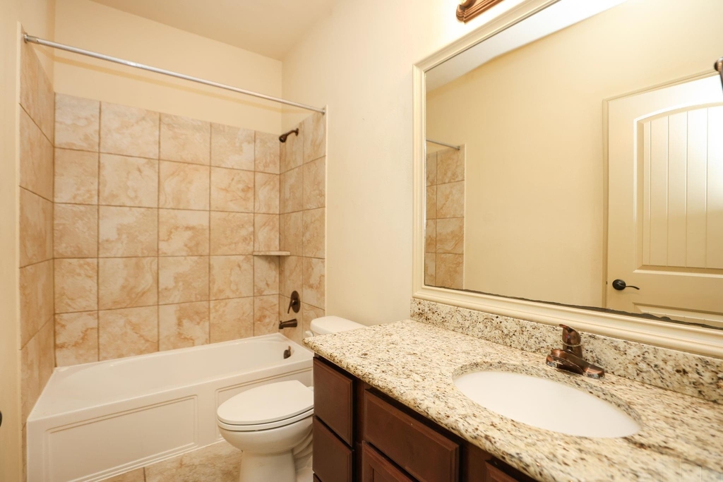 3222 Selene Drive - Photo 3