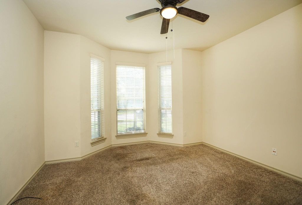 3222 Selene Drive - Photo 25