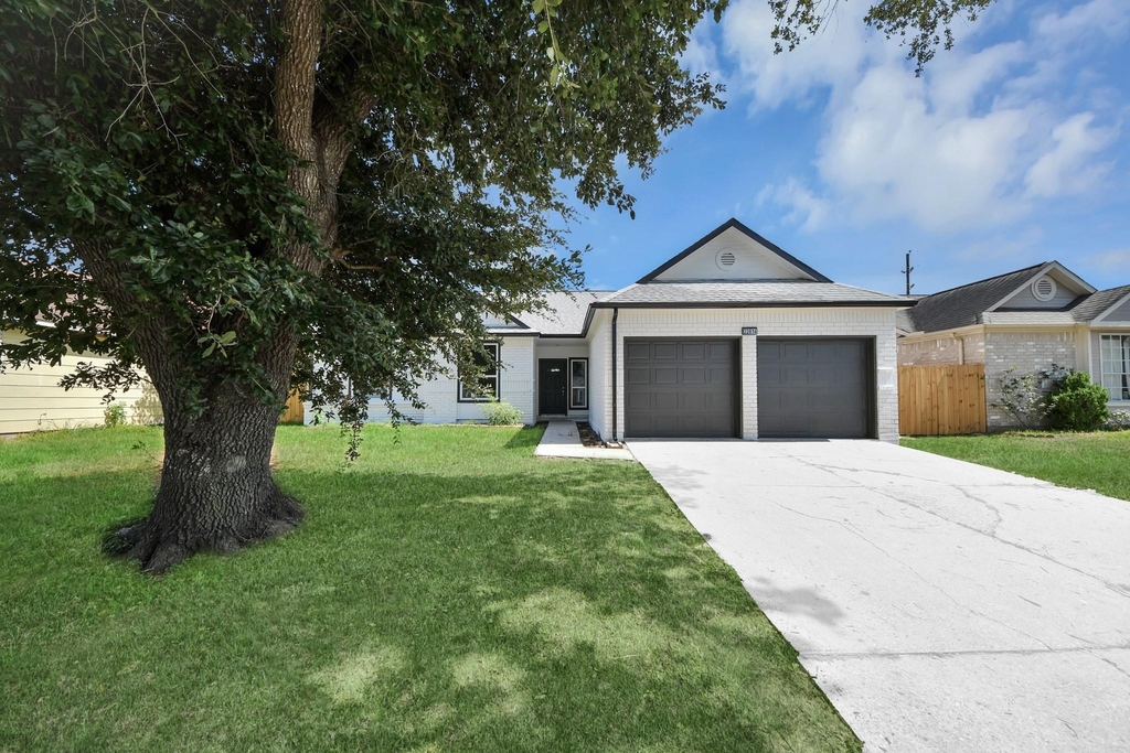 22814 Pebworth Place - Photo 0