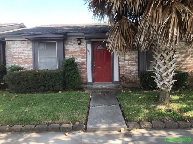 1522 Beaumont Road - Photo 0