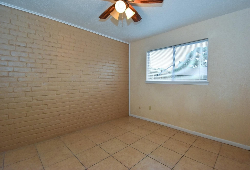 1522 Beaumont Road - Photo 17