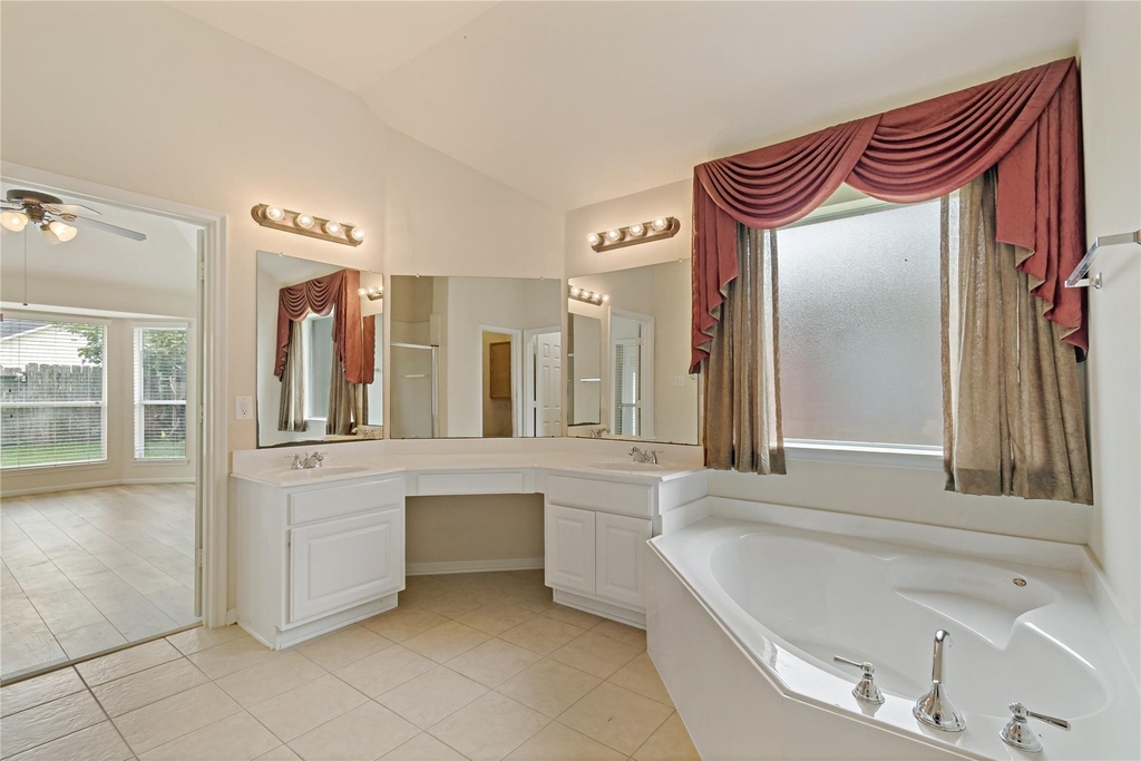 12804 Flat Creek Drive - Photo 24