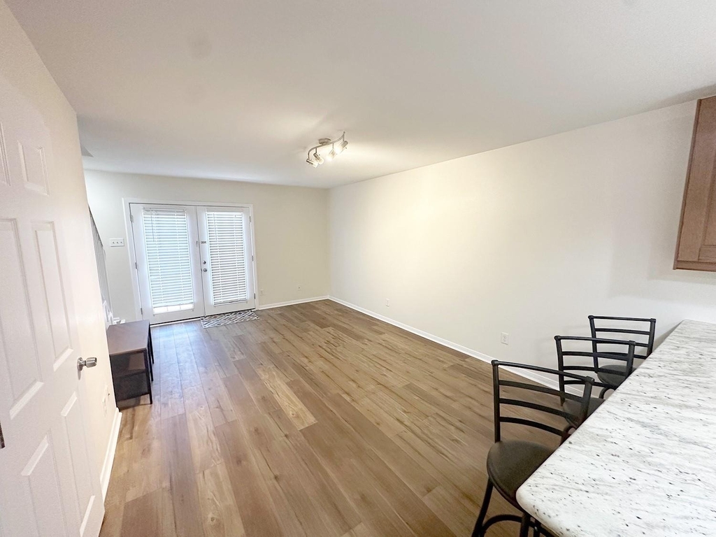 424 15th Street - Photo 9