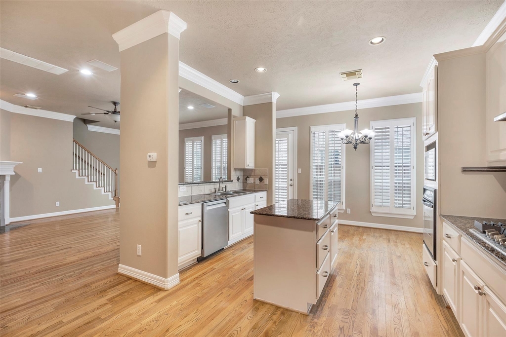 2811 Val Verde Park - Photo 13
