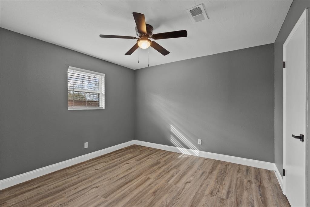2015 Rosalee Street - Photo 6
