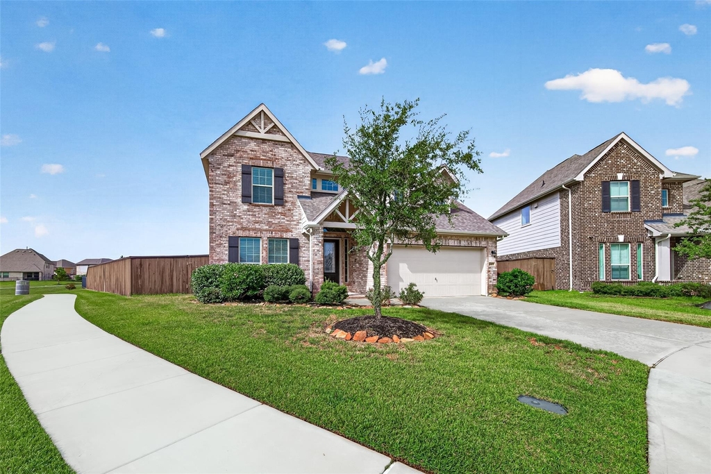 4403 Silvergrass Lane - Photo 1