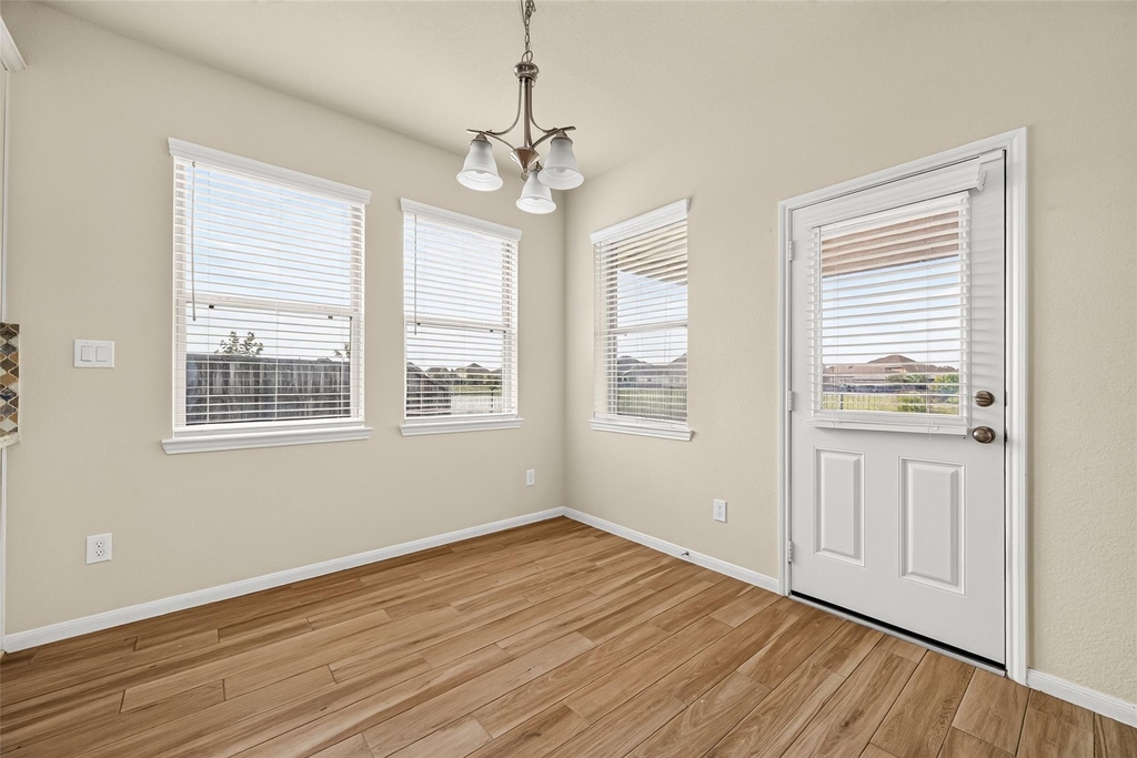 4403 Silvergrass Lane - Photo 18