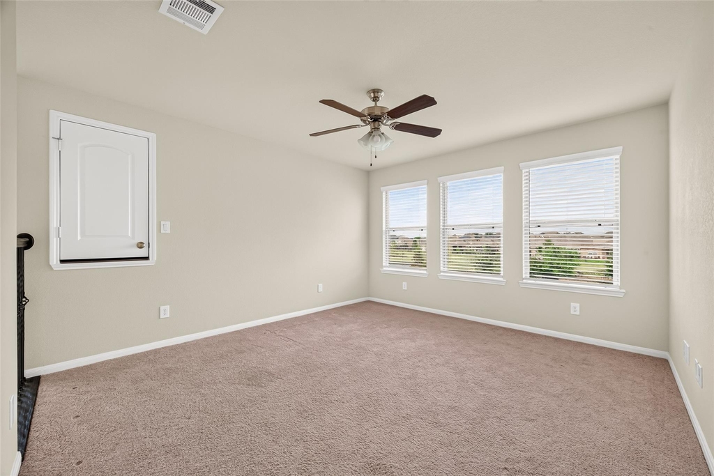 4403 Silvergrass Lane - Photo 36