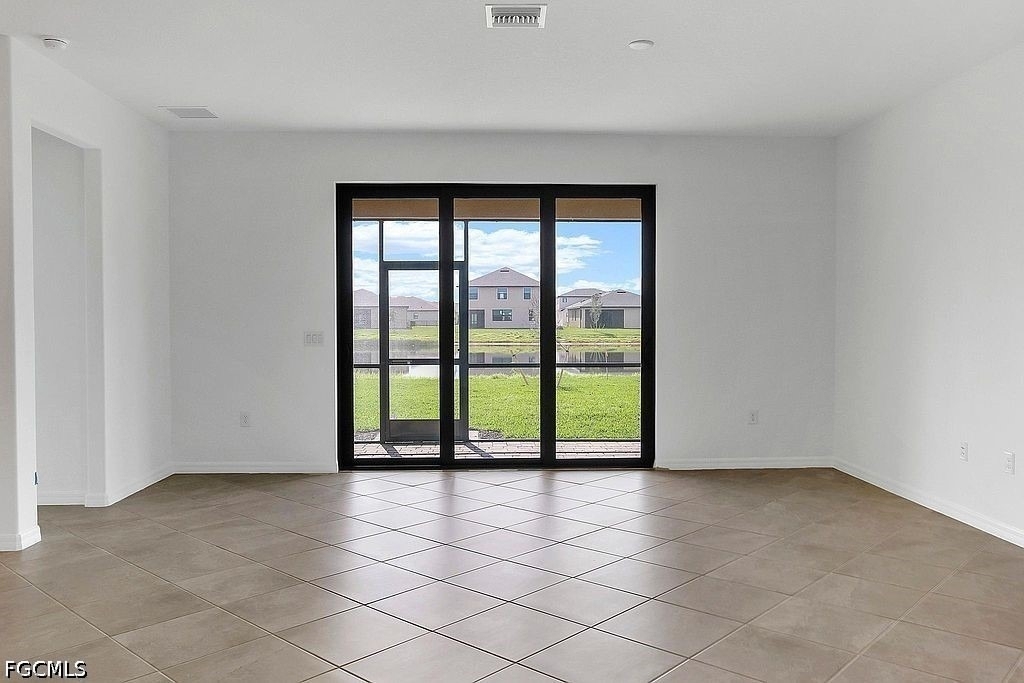 14882 Portico Boulevard - Photo 6