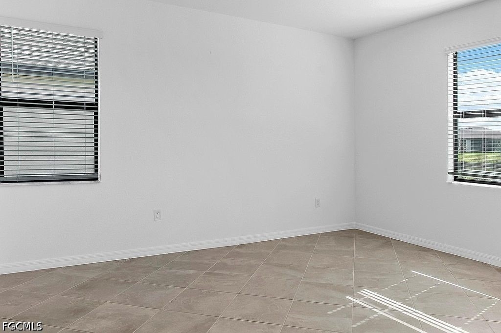 14882 Portico Boulevard - Photo 16