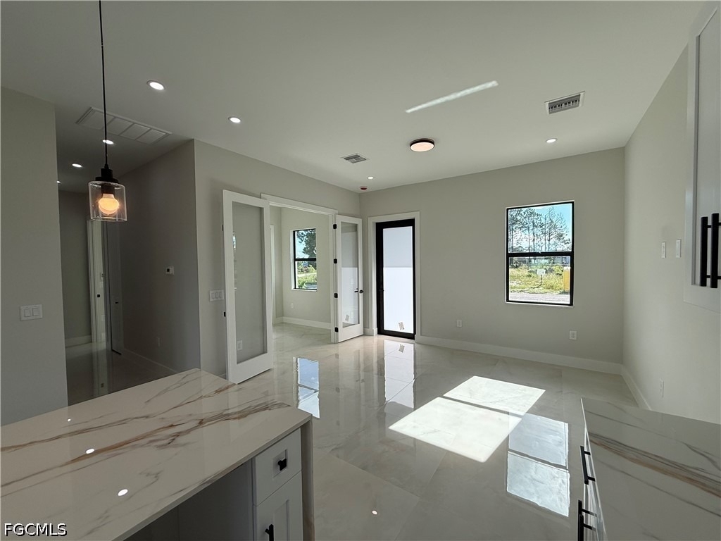 824 Dawhert Avenue S - Photo 33