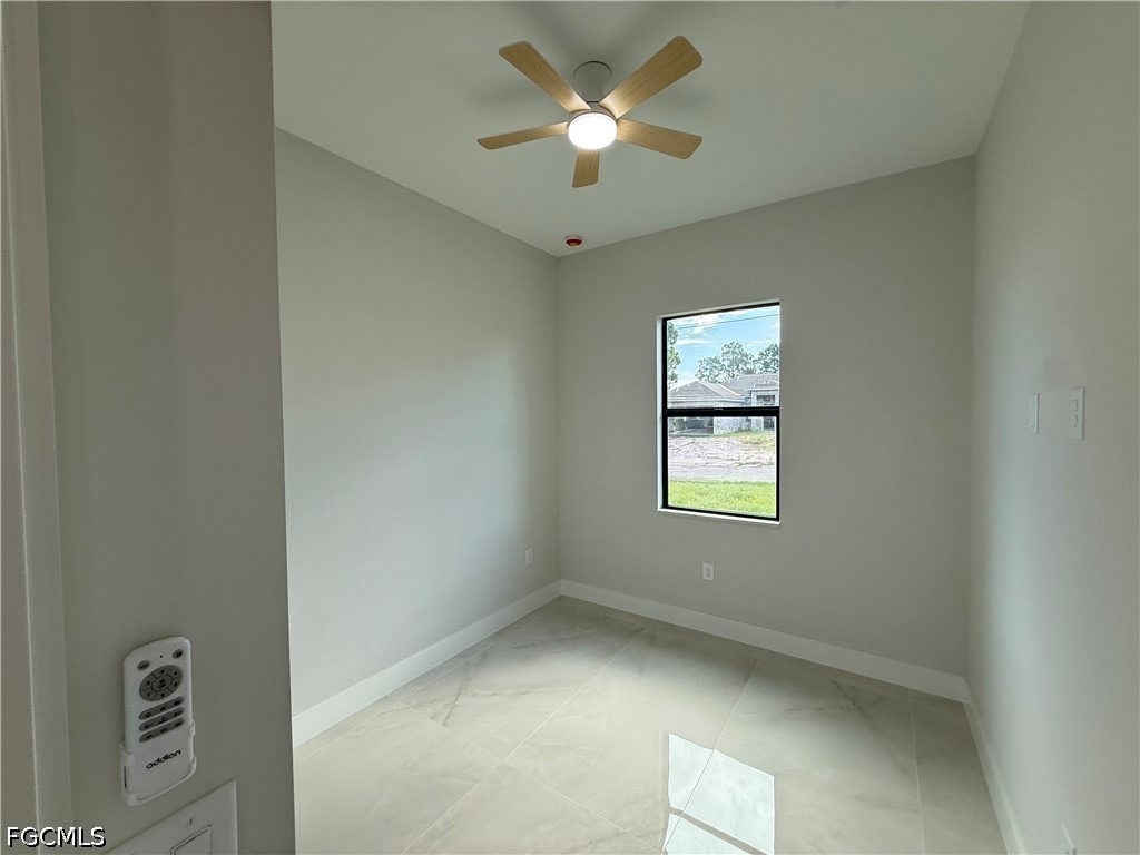 824 Dawhert Avenue S - Photo 39