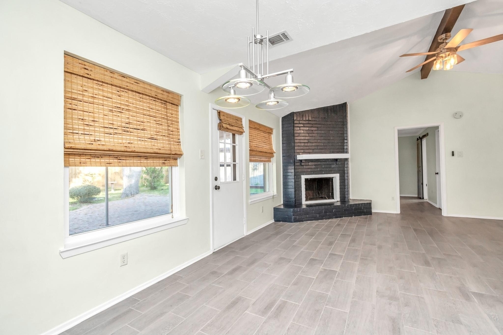 16814 Cobble Ridge Drive - Photo 9