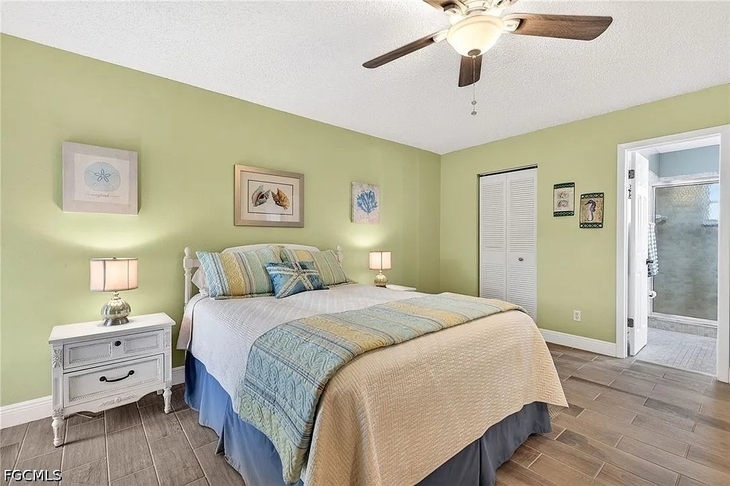 4257 Island Circle - Photo 14