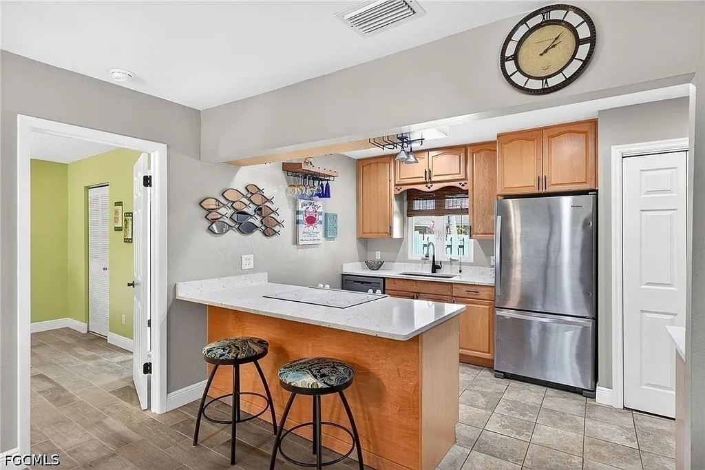 4257 Island Circle - Photo 2