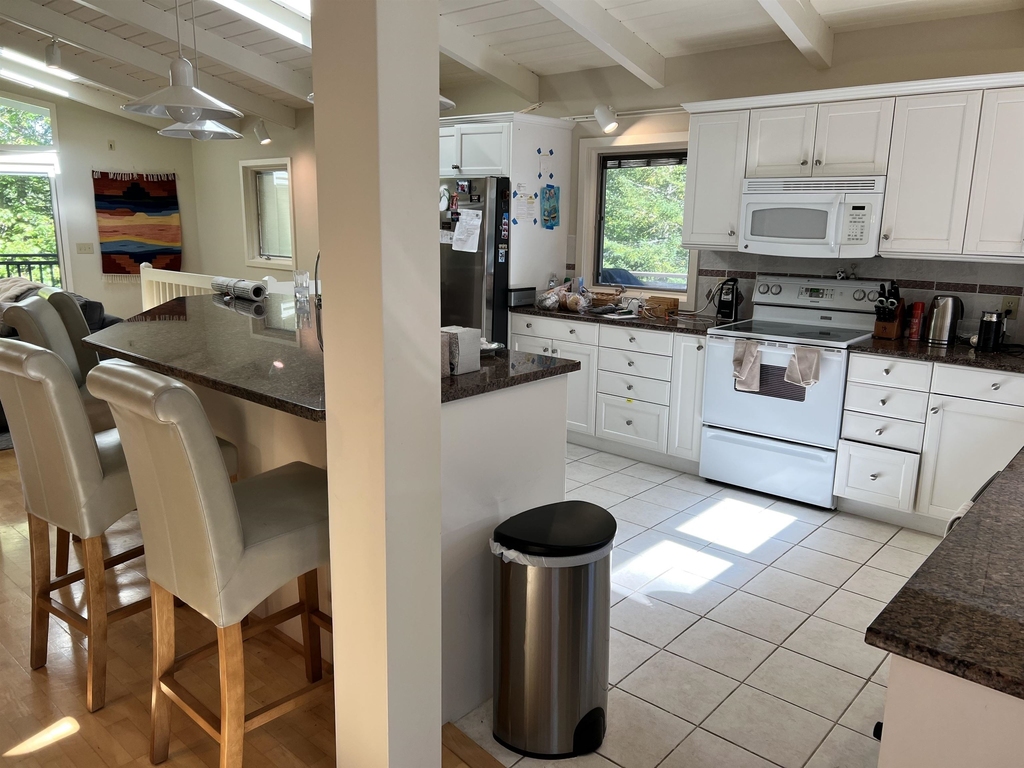 14 Upper Bay - Photo 2