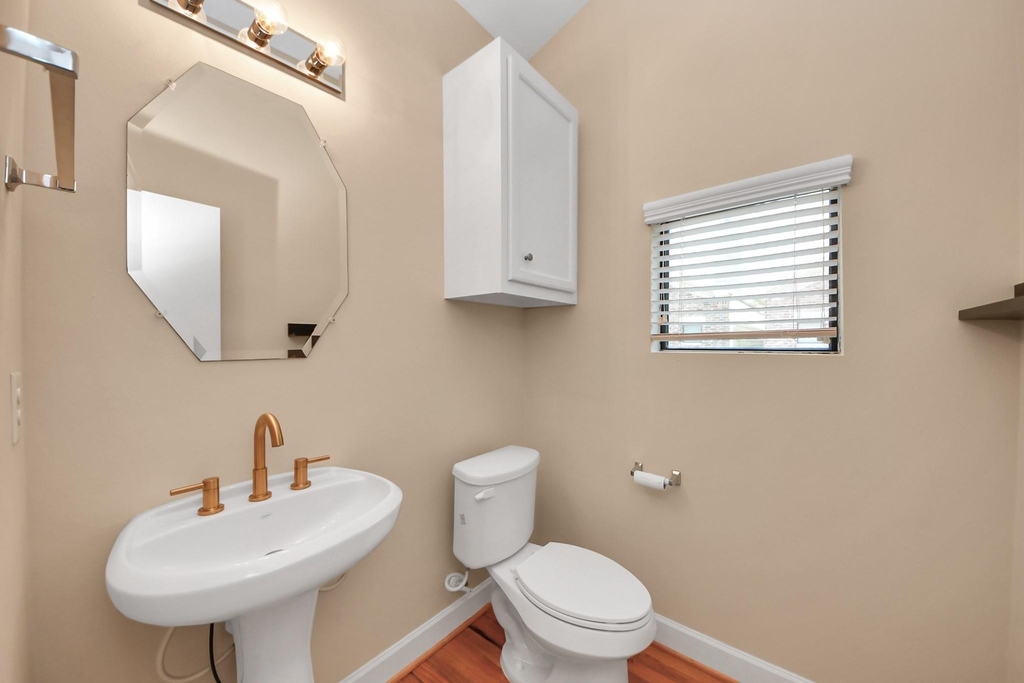 3703 Main Plaza Drive - Photo 16