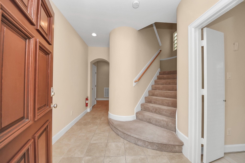 3703 Main Plaza Drive - Photo 34