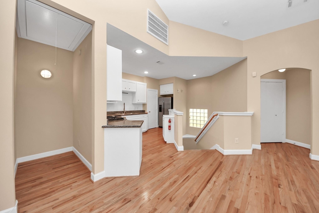 3703 Main Plaza Drive - Photo 11
