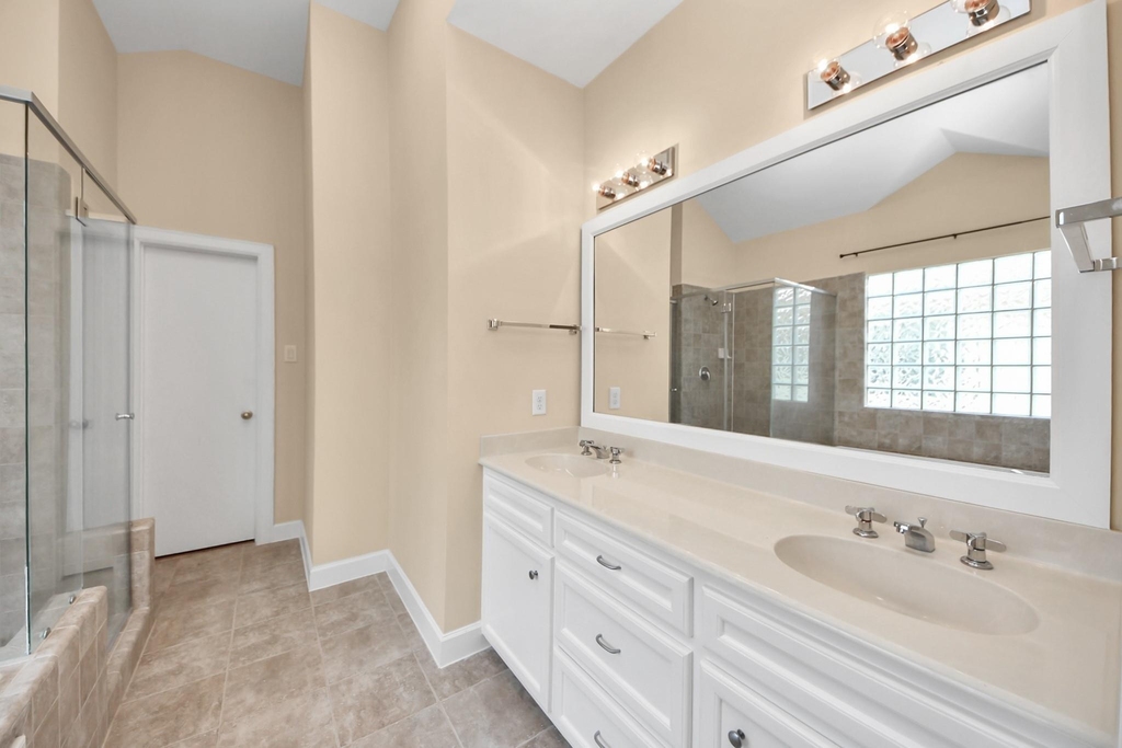3703 Main Plaza Drive - Photo 22