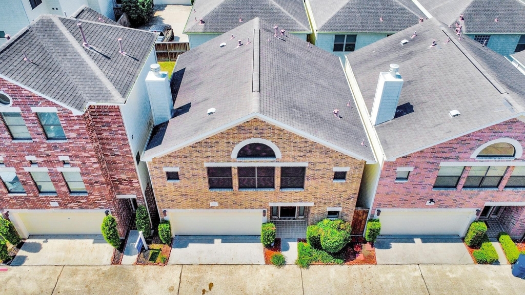 3703 Main Plaza Drive - Photo 39