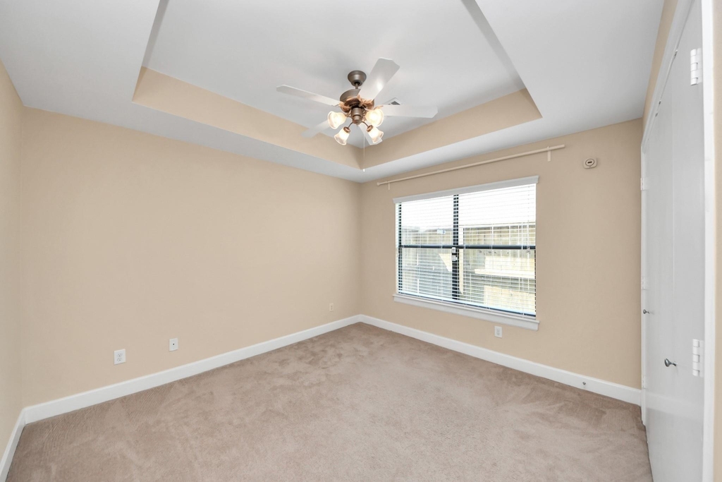 3703 Main Plaza Drive - Photo 31