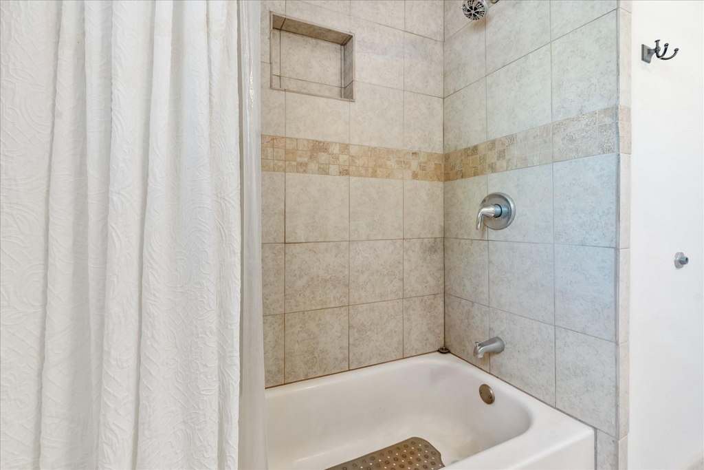 2303 Willowby - Photo 21