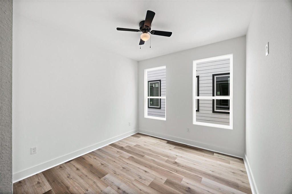 8445 Furray Road - Photo 9