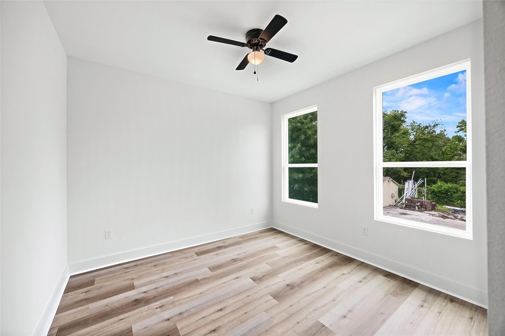 8445 Furray Road - Photo 11