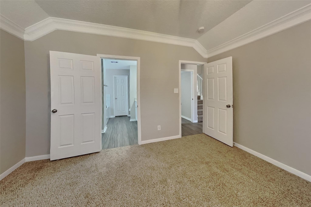 27089 Monarch Wood Drive - Photo 8