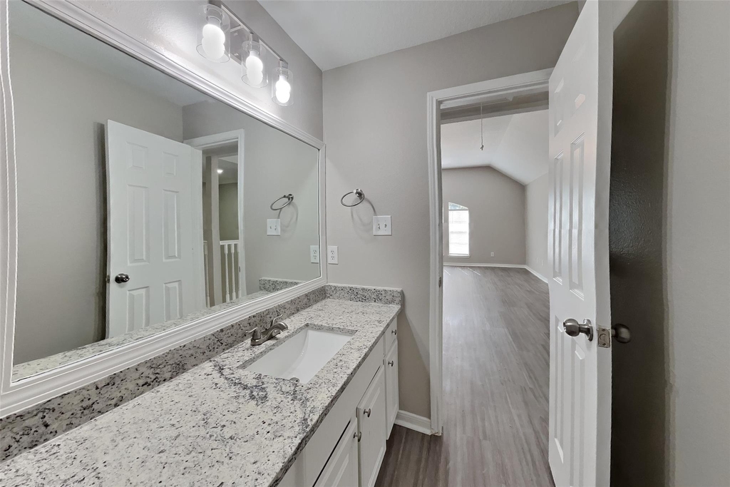 27089 Monarch Wood Drive - Photo 18