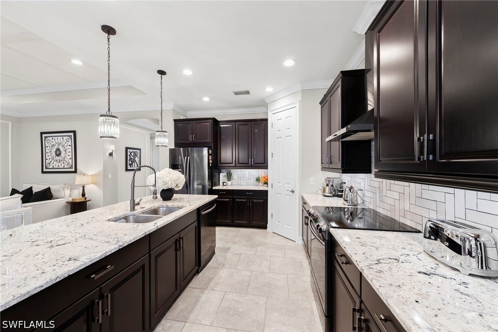8712 Westwood Oaks Place - Photo 12