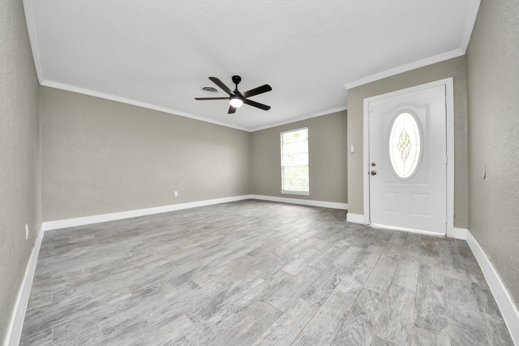 212 Harold Lane - Photo 7