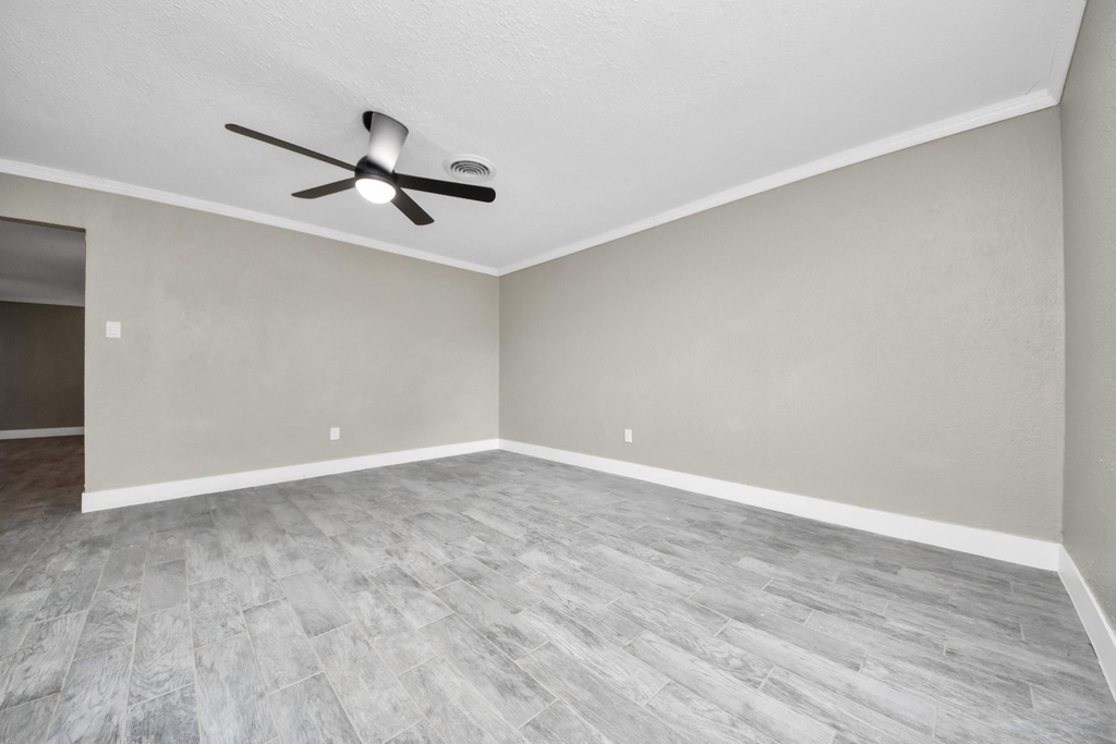 212 Harold Lane - Photo 6