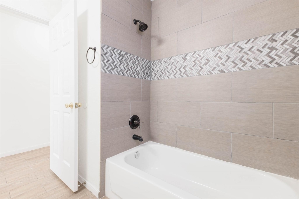 21703 Bay Palms Drive - Photo 8