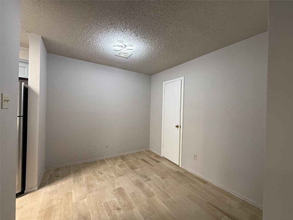 9383 Pagewood Lane - Photo 3