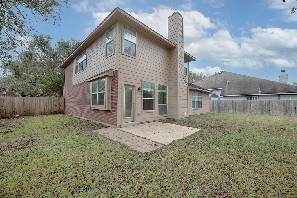 10411 Village Lake Drive - Photo 38