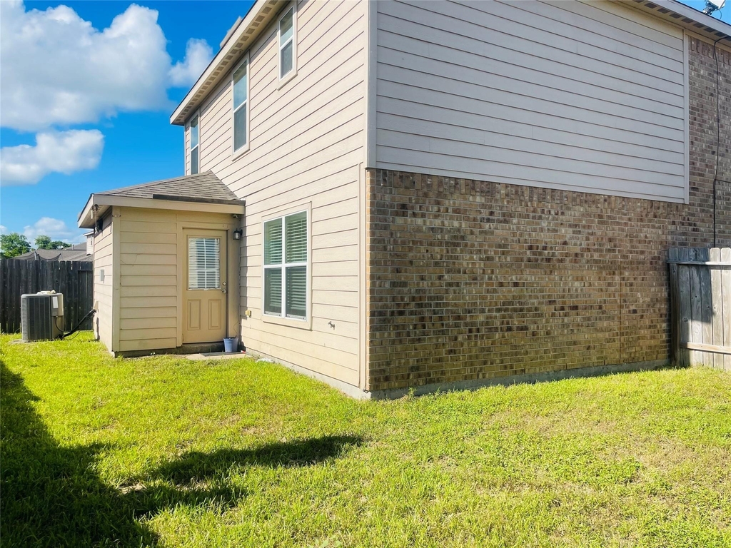 9434 Turquoise Meadow Lane - Photo 33