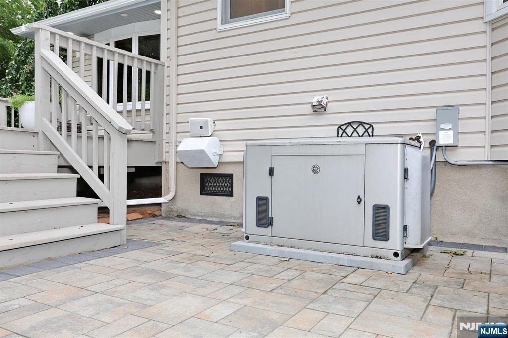 434 Hasbrouck - Photo 43