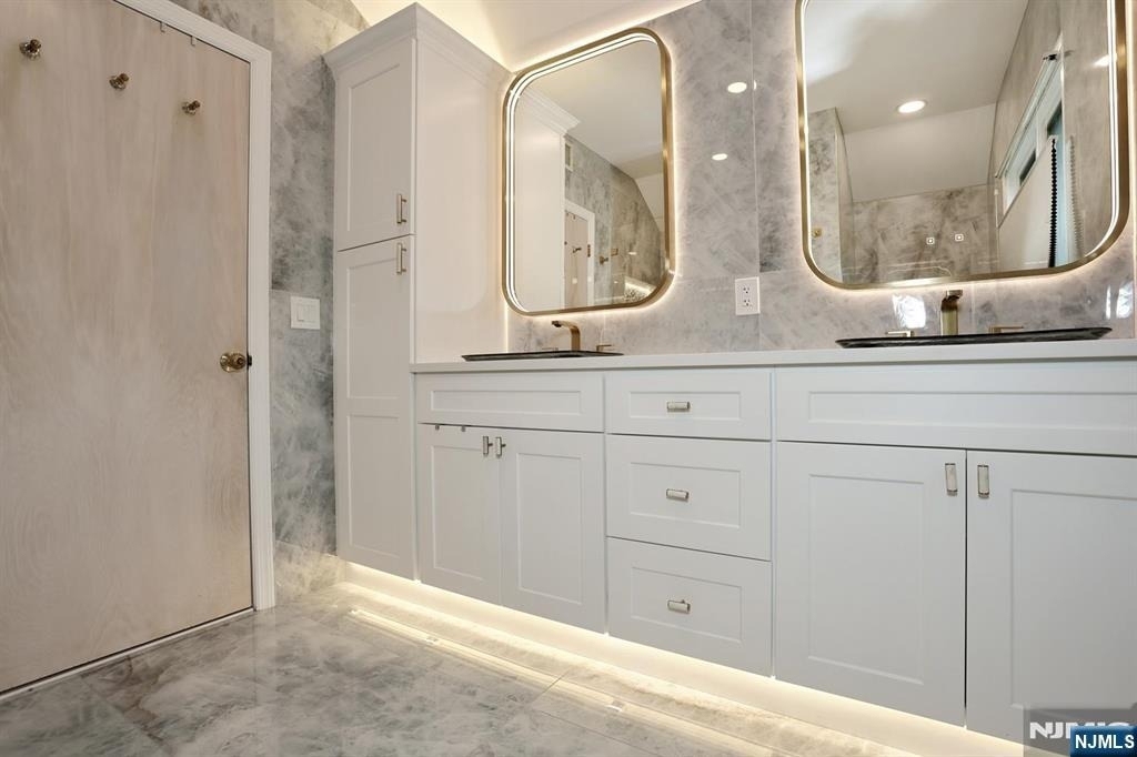 434 Hasbrouck - Photo 30