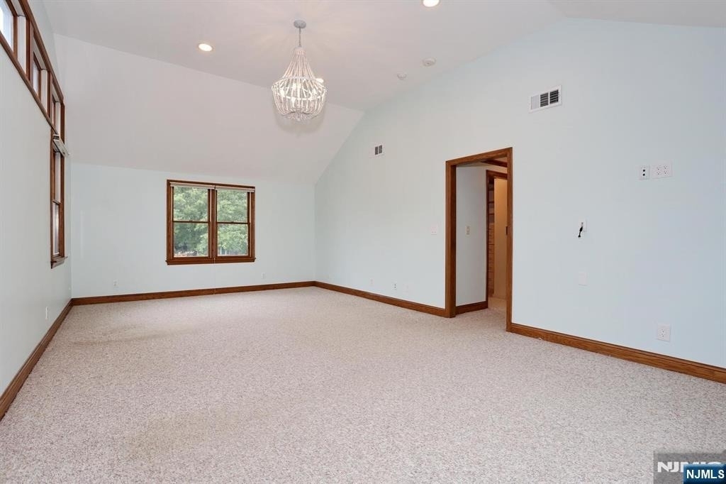 434 Hasbrouck - Photo 24