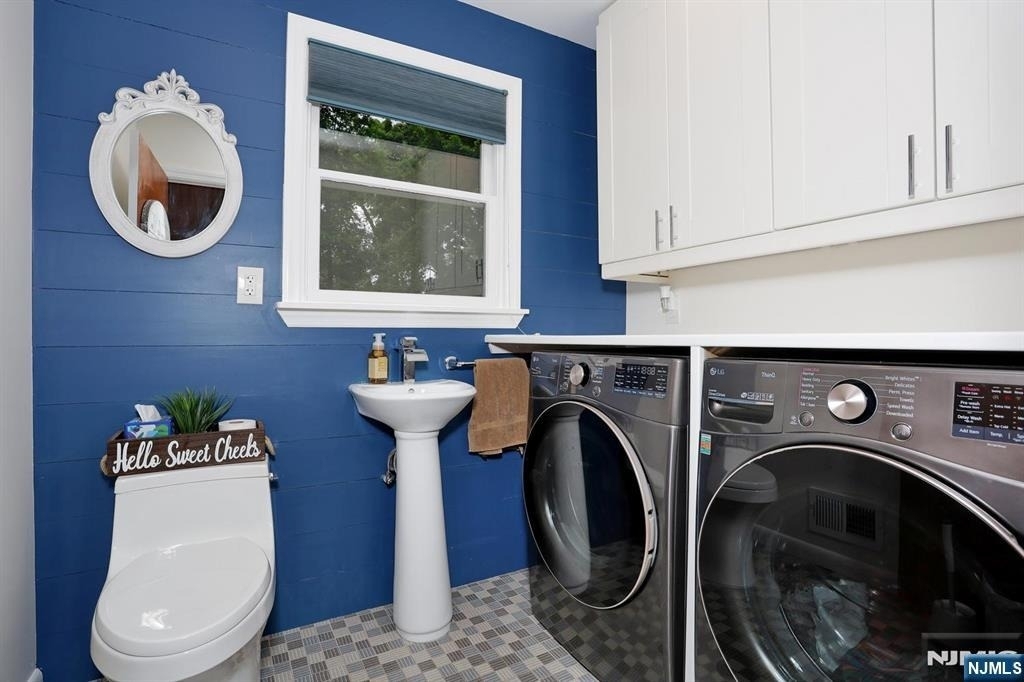 434 Hasbrouck - Photo 18